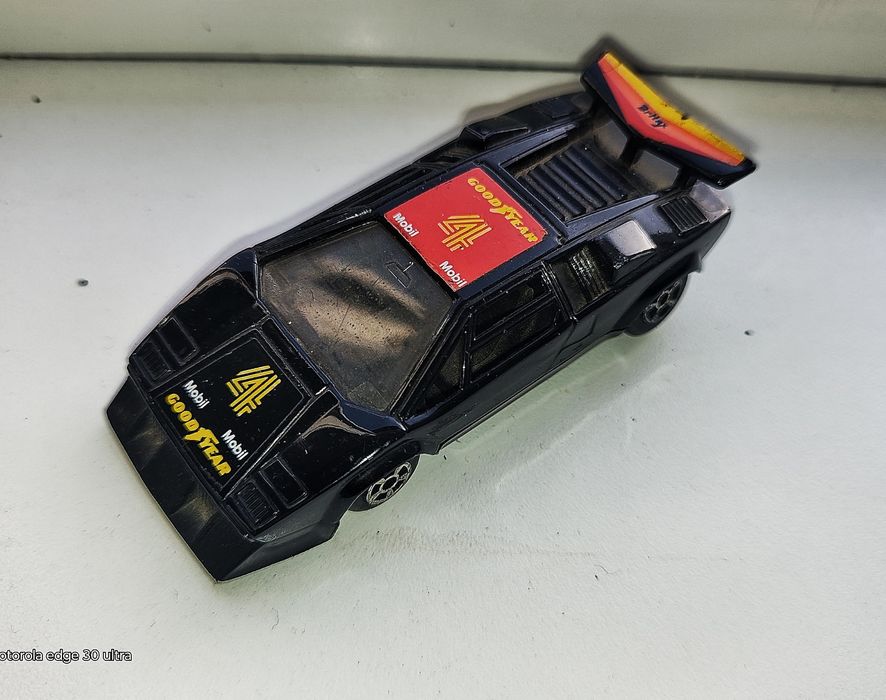 Polistil Lamborghini Countach 1:40