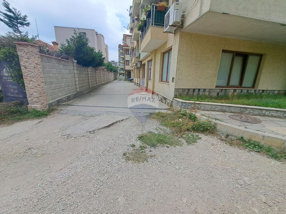 Дава се под наем Гараж / Паркомясто в Варна, Възраждане 1 - 13 кв.м за 65 € - Снимка #4