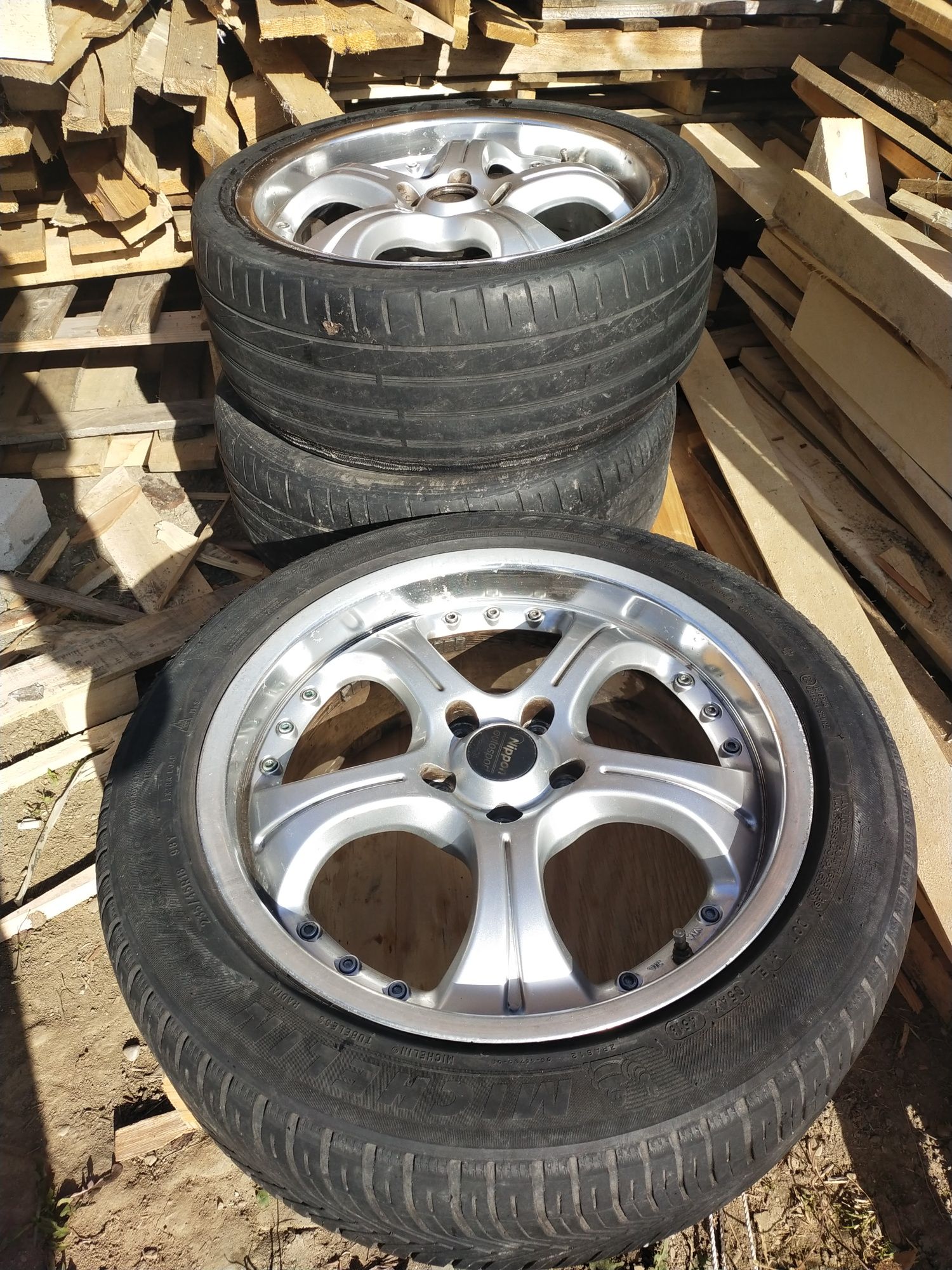 Jante  235/45R18