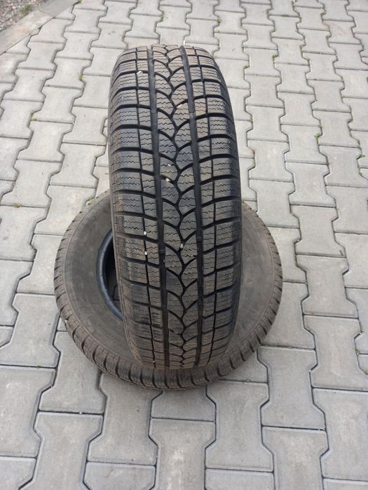 2 cauciucuri iarnă 185/70 R14