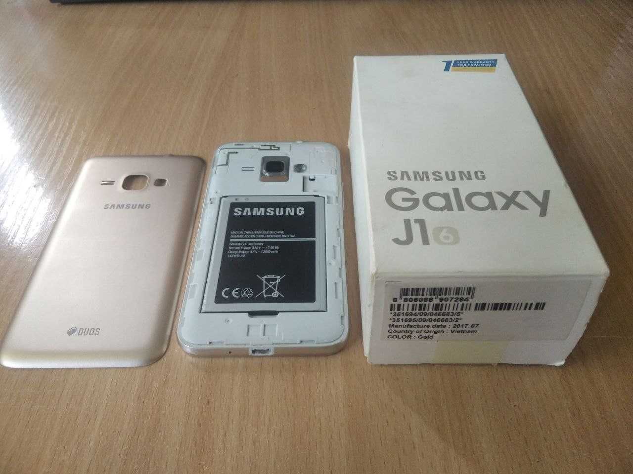 Samsung Galaxy J1 на запчасти,плата и батарейка работает.