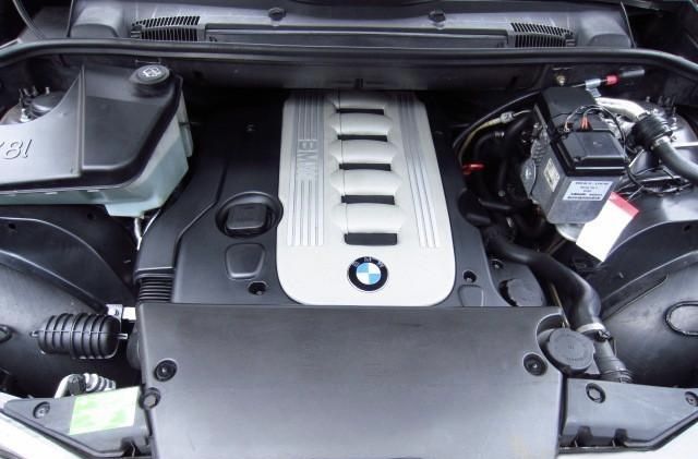 Продавам 3 броя двигатели м57d30 от бмв 3d 218к.с