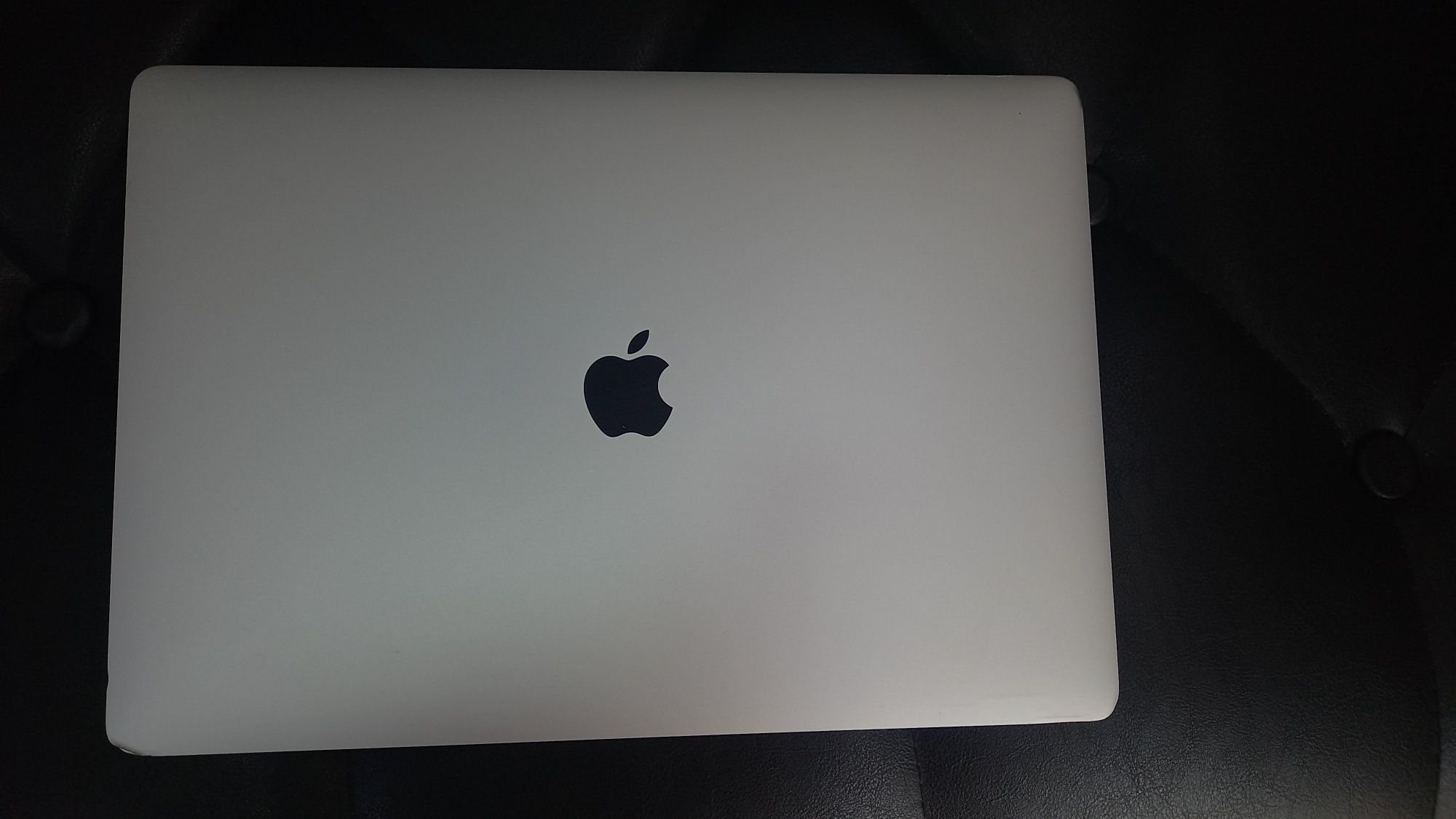 Apple MacBook Pro 2016 15 inch i7-16-512