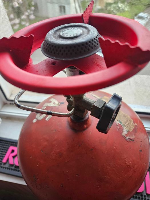 Butelie champing = voiaj / plina cu gaz