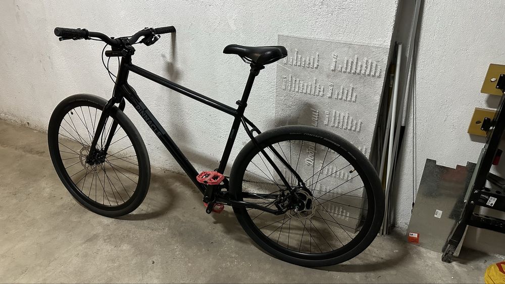 Pinnacle хибриден градски велосипед 28”