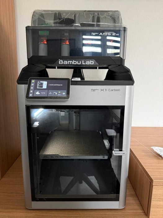 Imprimanta 3D Bambu Lab X1 Carbon (X1C)