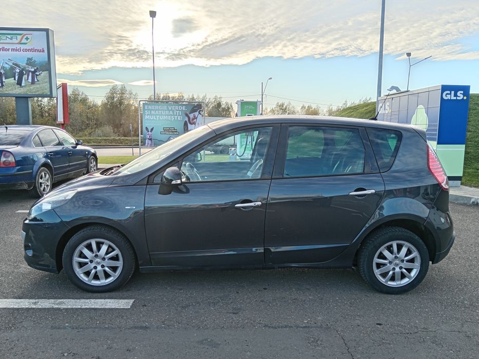 Renault Scenic model Bose