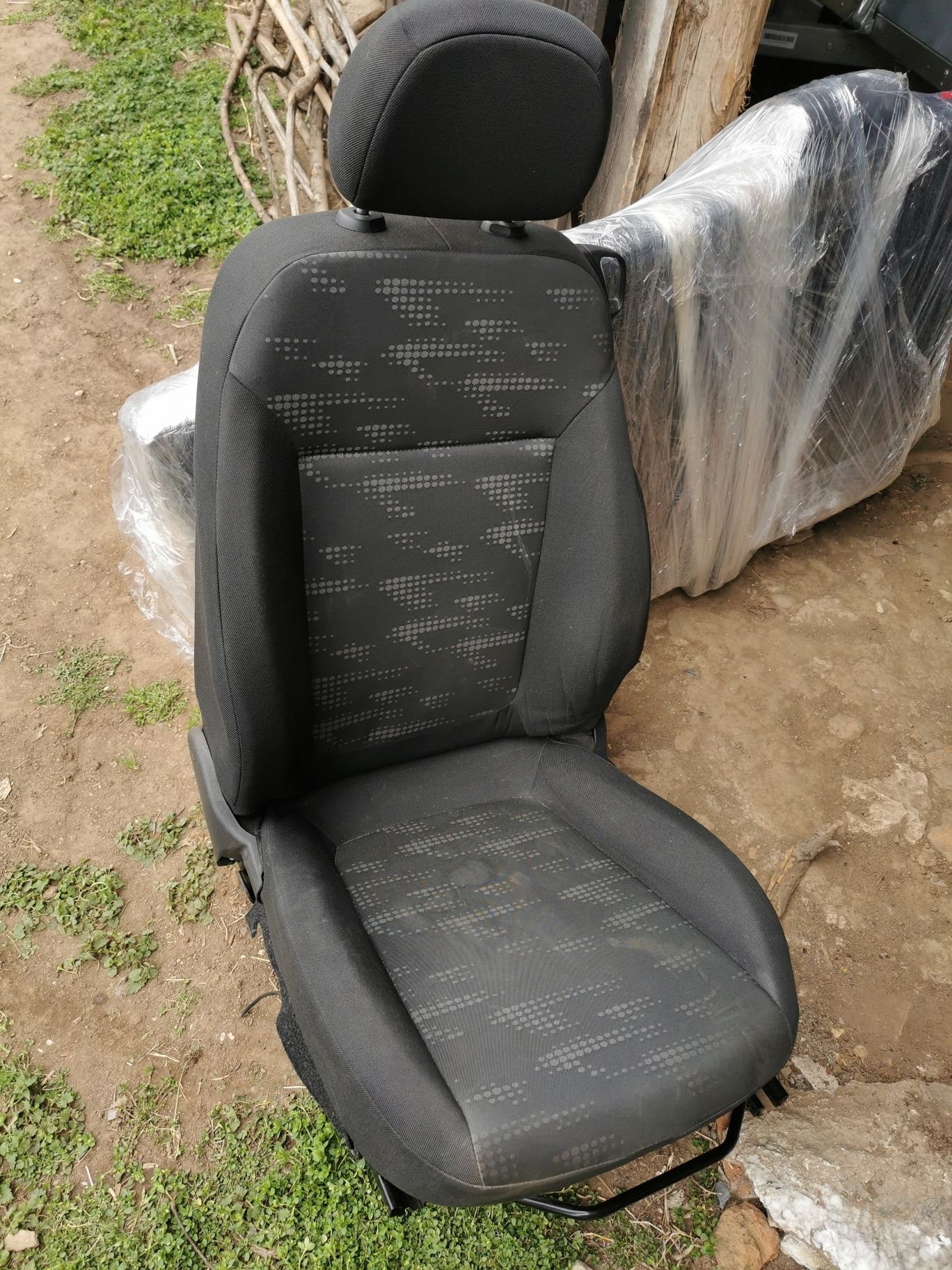 Vând interior Opel corsa D 2012 în doua uși