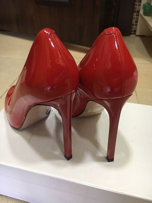 Итальянские новые туфли 36 размер