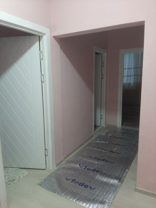 3xonali Uy ijaraga beriladii.parkent bozor dinastiya binosi