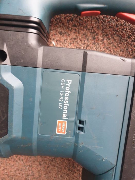 Rotopercutor Bosch 12 52 DV 2024