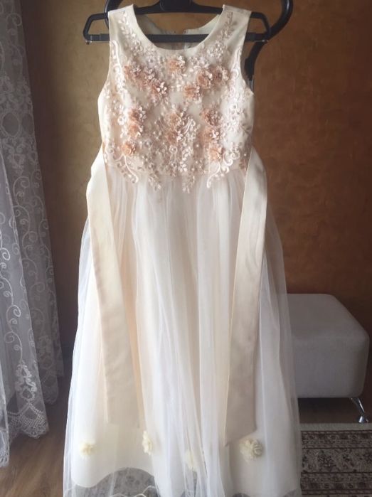 Платья на девочку лет 10-13 лет