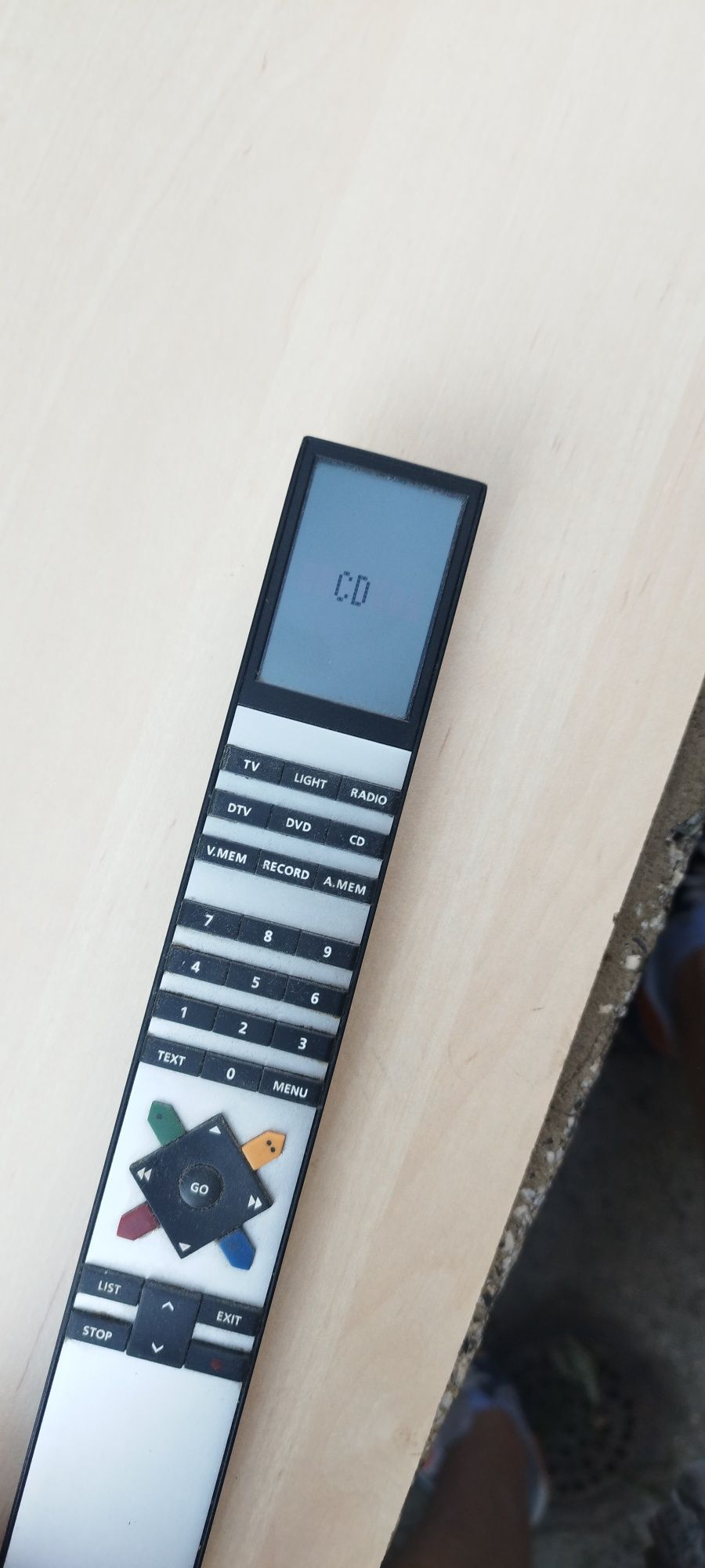 Bang&olufsen.   Beo vision 7-40