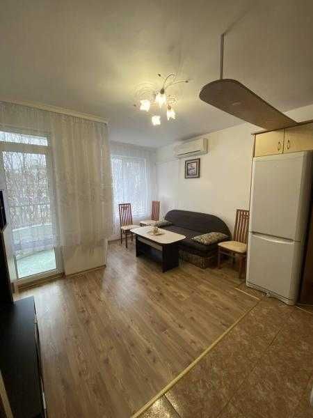 Нов, двустаен апартамент в кв. Лазур!