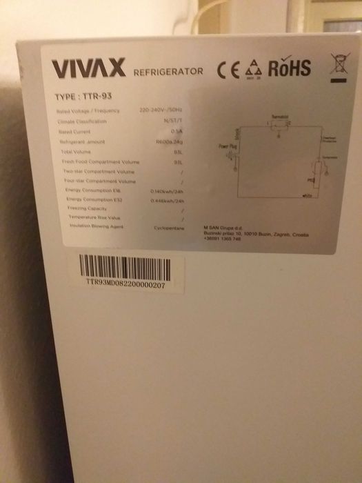 Frigider Vivax NOU , funcționare ireproșabilă, nefolosit , 93 litri