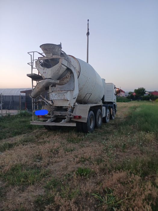 Autobetonieră 8x4 cifa