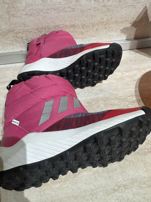 Ботуши Адидас за момиче