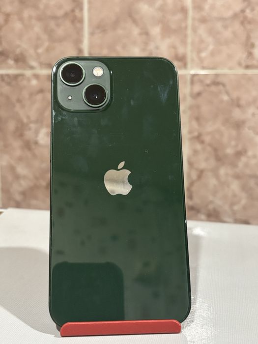 Айфон 13 в идеальном состоянии