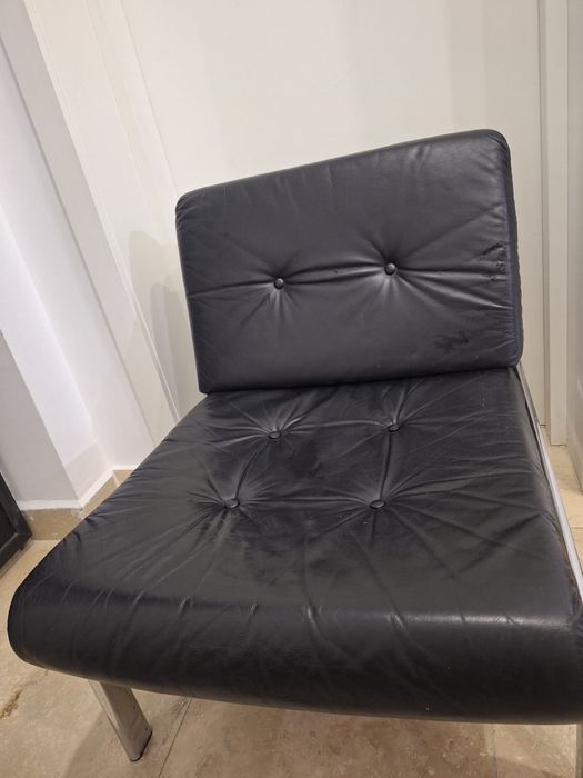 Fotolii confortabile cu cadru metalic