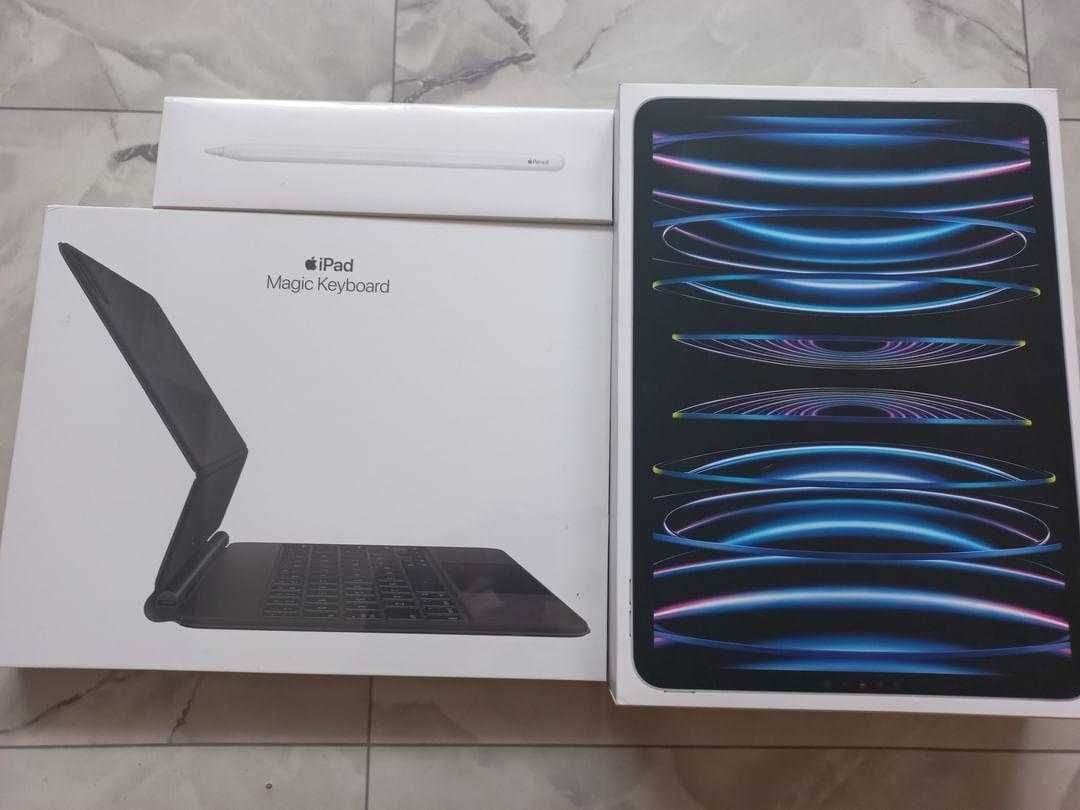 iPad 11 пълен комплект