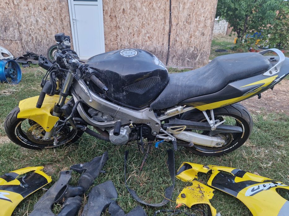 Vand Piese Honda CBR 600 F4i    2001