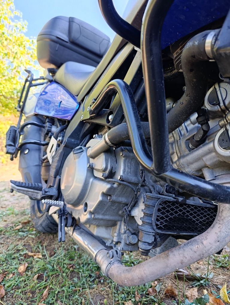 Suzuki V-Strom 650