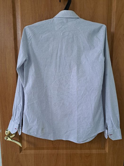 Продам мужскую рубашку