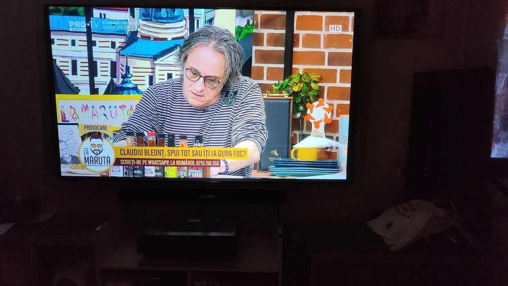 Vand Televizor smart Hisense 88L5VG Sonic Screen, 223 cm, 4K Ultra HD