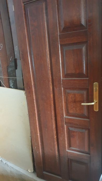 Usi lemn masiv stejar