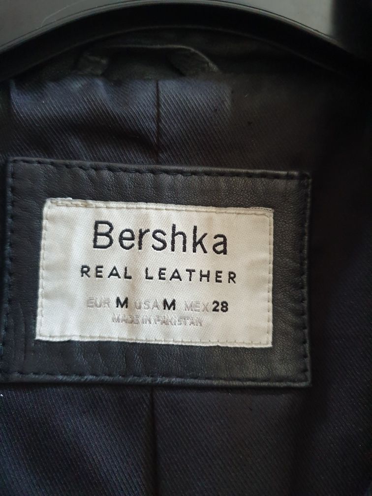 Bershka ест кожа М 60лв