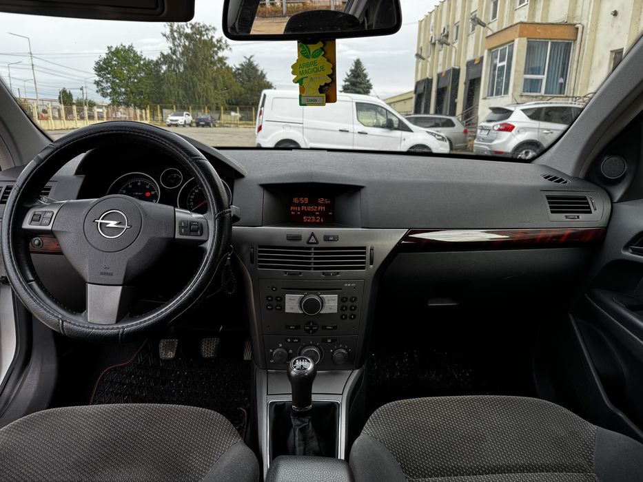 Opel Astra  1.6 benzina