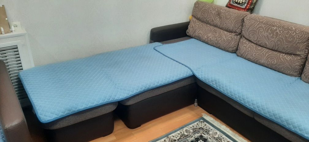 Продам диван с креслом