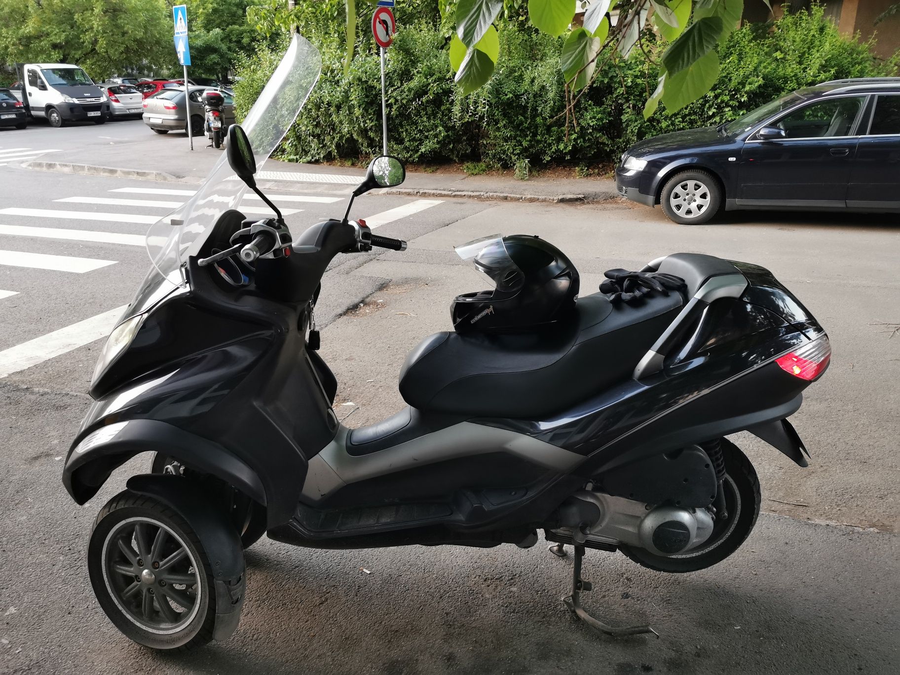 Super Scuter Piaggio MP3 Roți+CascaNolan Or!!  Inm. in RO!! 250cc 25Cp