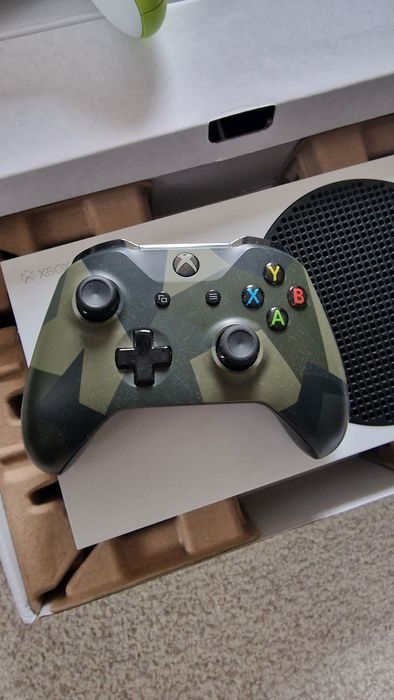 xbox series s 512gb + 2 manete ca noi