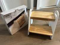 Scara/scaun/inaltator/taburet cu 2 trepte Sinsay Home, lemn+MDF, nou