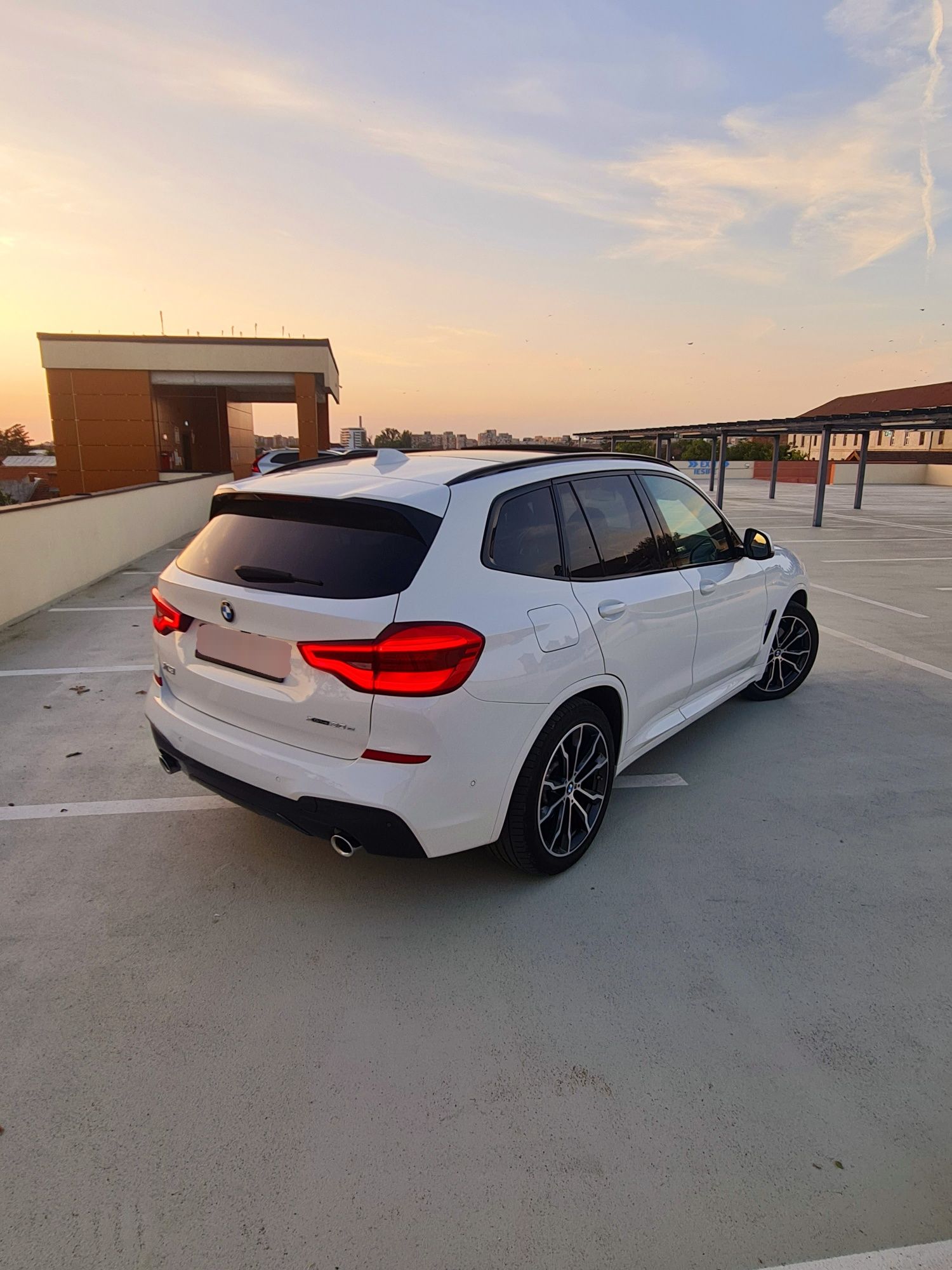 V/S/Tva Bmw X3 30E xdrive plug-in hybrid M pack X Line (cu audi merced