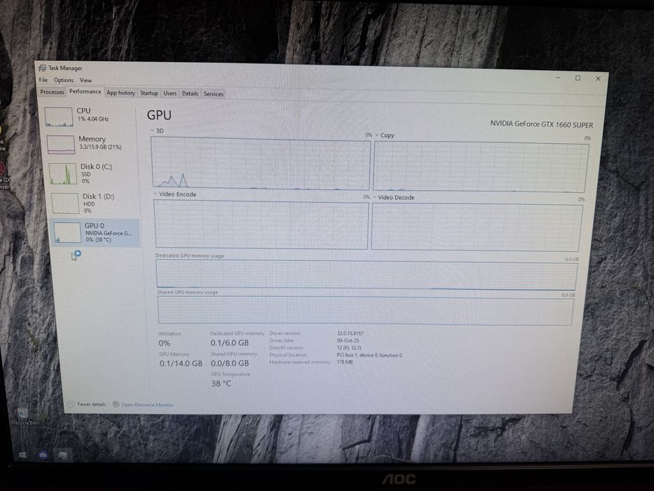 Vand Calculator si Monitor Gaming