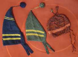 Детские шапки (новые, теплые, вязаные, можно для подарка, с доставкой)