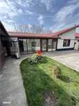 Casa la sol din BCA cu 3 camere, 4 bai, teren 555 mp, Eforie Sud