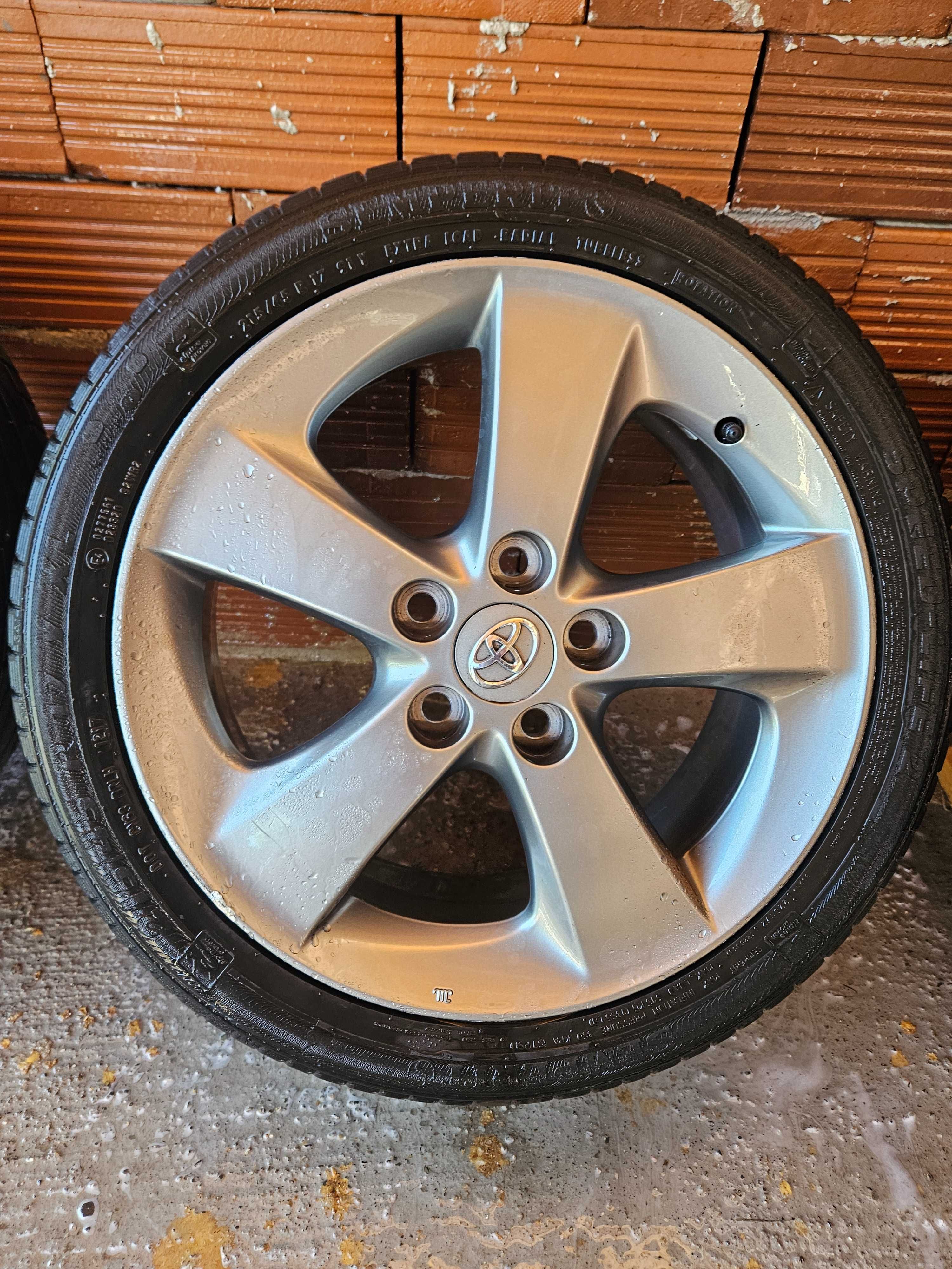 Оригинални лети джанти 17" Toyota