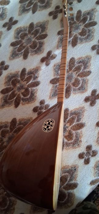 продавам музикален инстромент