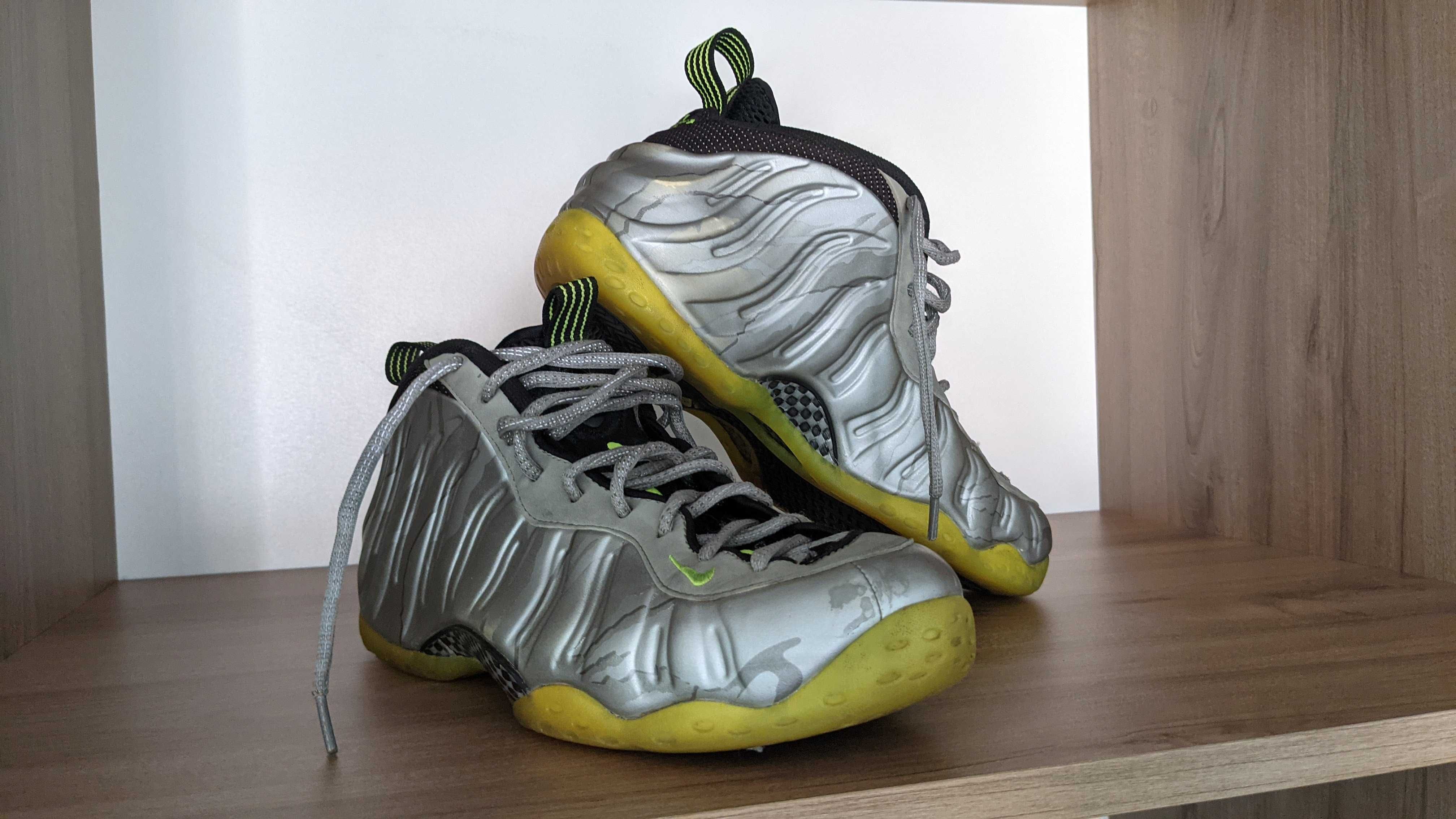 Nike Air Foamposite One Metallic Silver/Volt EUR 45.5