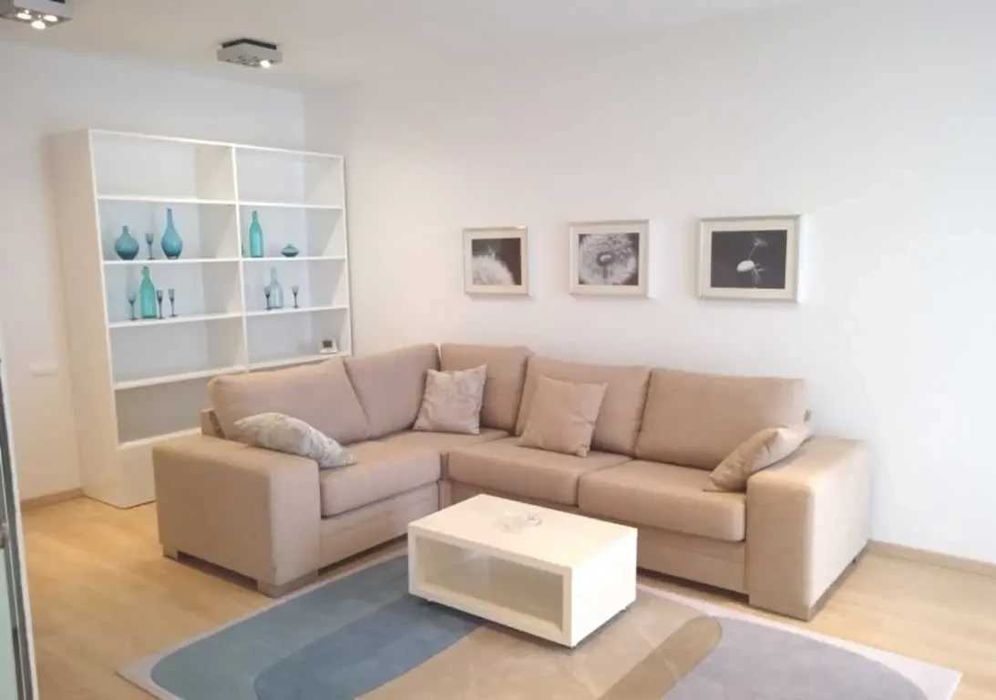 Дава се под наем Двустаен апартамент в София, Център - 54 кв.м за 408 € - Снимка #1