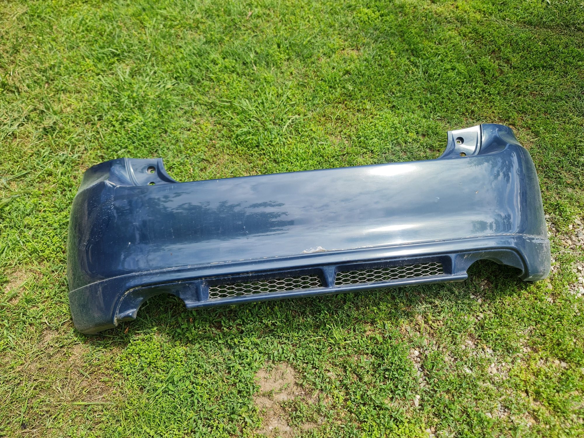 Здна броня Toyota Auris 2006-2010