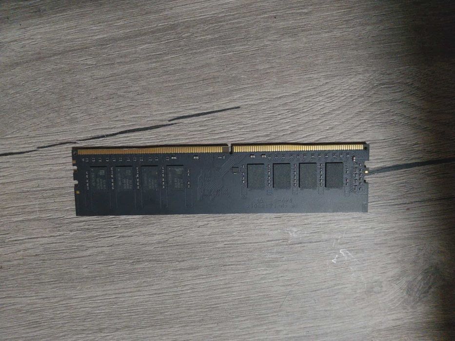 low end геймърски компютър