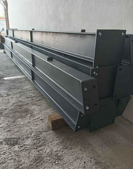 Vând hală structură metalică la prețul de 3000 €