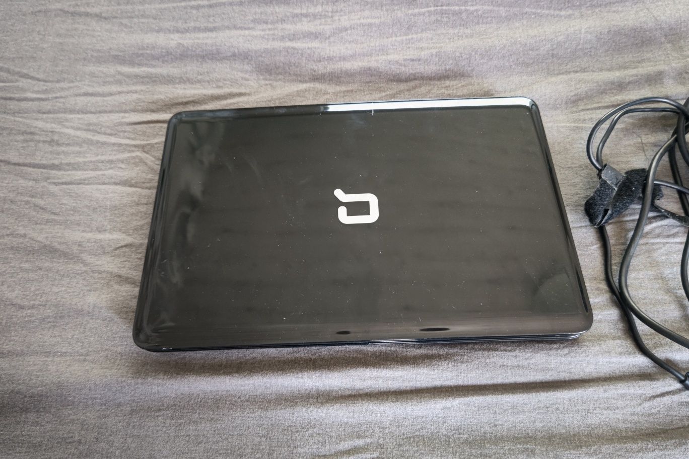 Продавам лаптоп HP cq58
