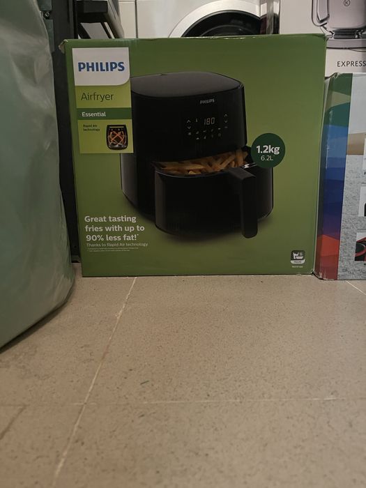 Уред за здравословно готвене PHILIPS airfryer