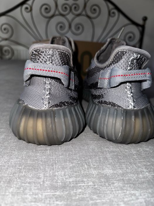Yeezy 350 V2 Beluga 2.0
