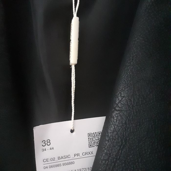 Geaca neagra piele ecologica